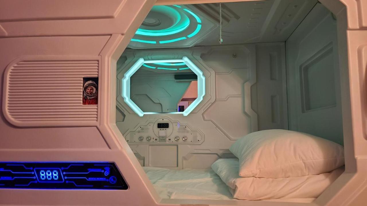 Hostel Aria Capsule Кишинёв Экстерьер фото
